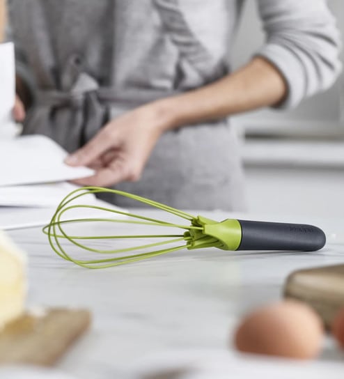 Twist Green & Black Polypropylene Whisk