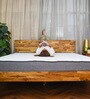 Twin Plus 5-Zone I-shape Tech. Memory Foam 4 Inches King Size Mattress in White Colour