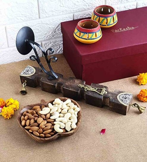 Upahaar Hand-made Dhokra Candle Holder Gift Box by Vareesha