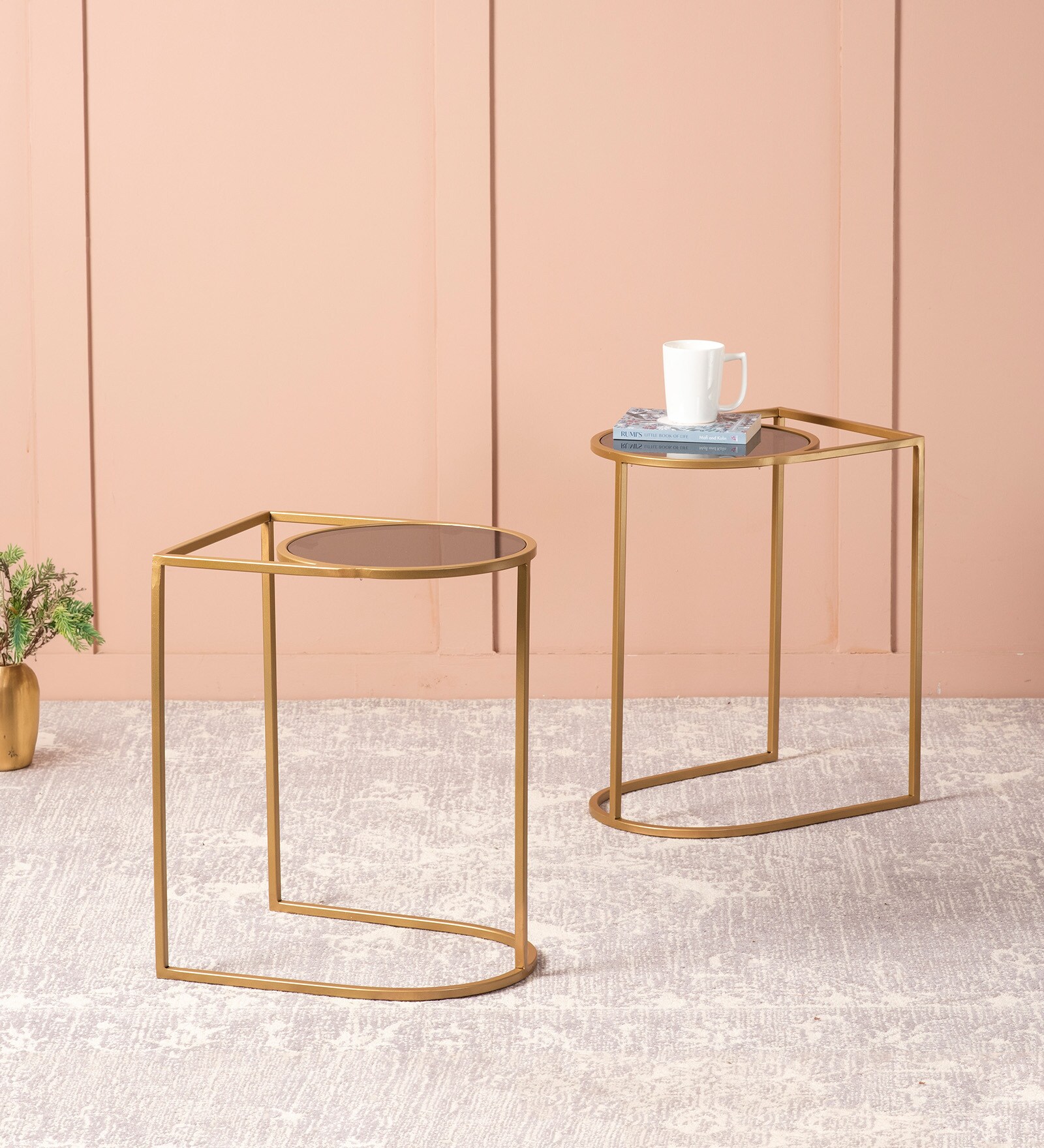 Valencia Metal End Tables in Gold Color with (Set of 2) Valencia Metal End Tables in Gold Color with (Set of 2)