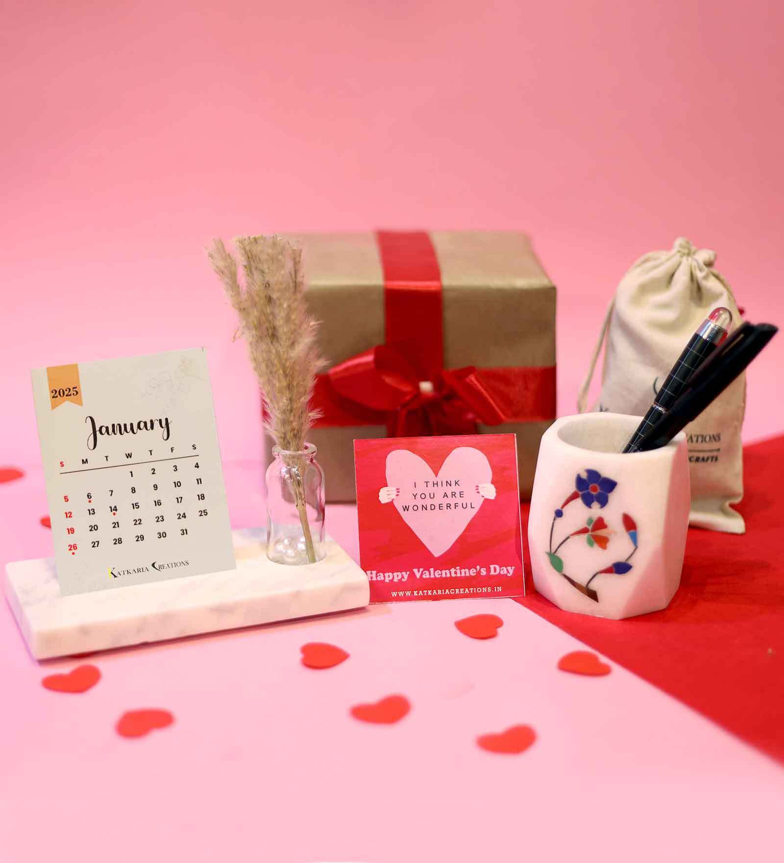 Valentines Day Gift with Floral Pen Stand & Desk Calendar 2025