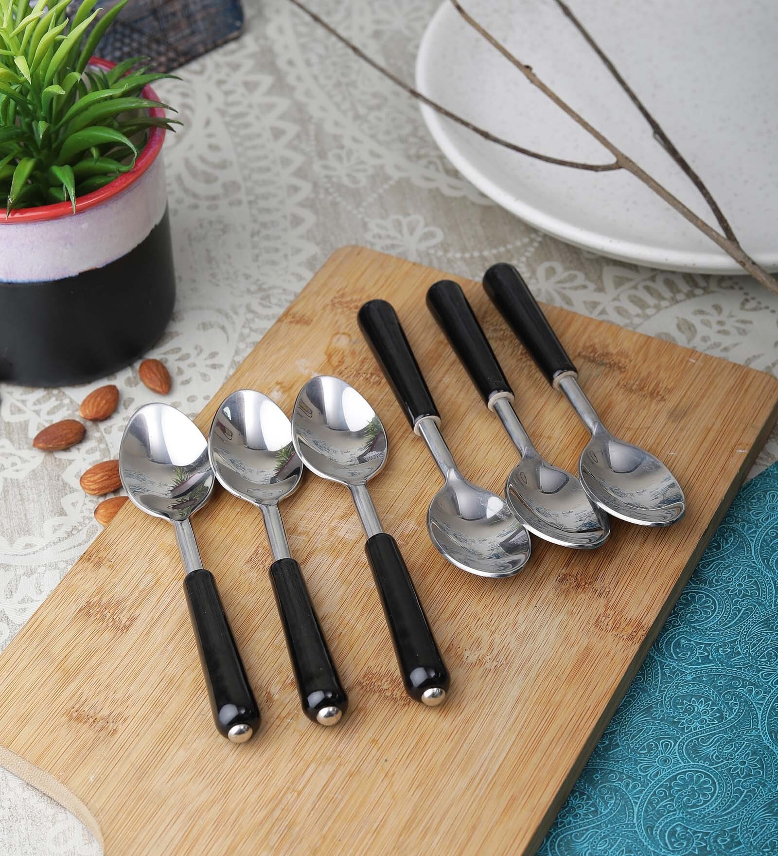 Buy Ceramic Spoons Set of 6 by VarEesha at 19% OFF by Vareesha | Pepperfry