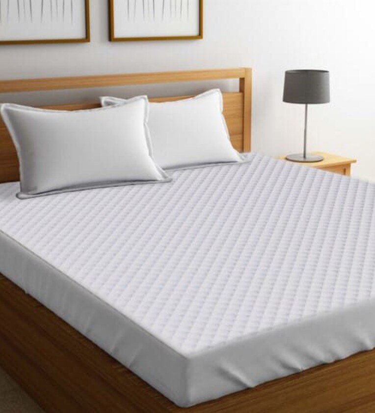 Buy Vaze Queen Size (72x48) Waterproof Mattress Protector by Restoria
