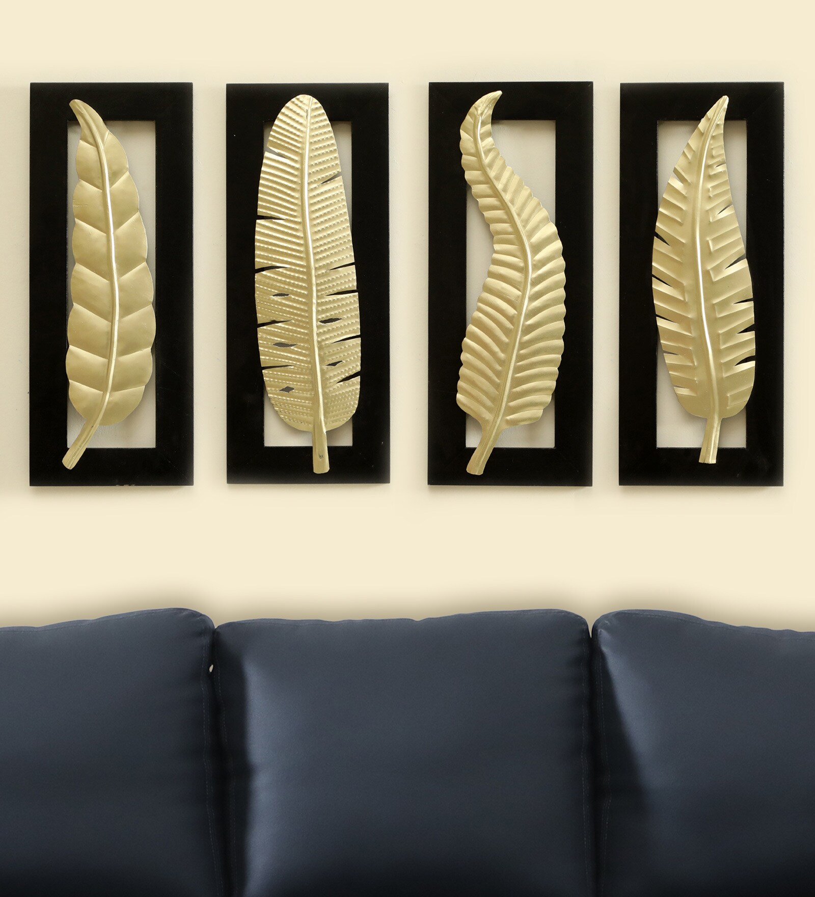 Vantara Leaf Iron Black Metal Wall Art
