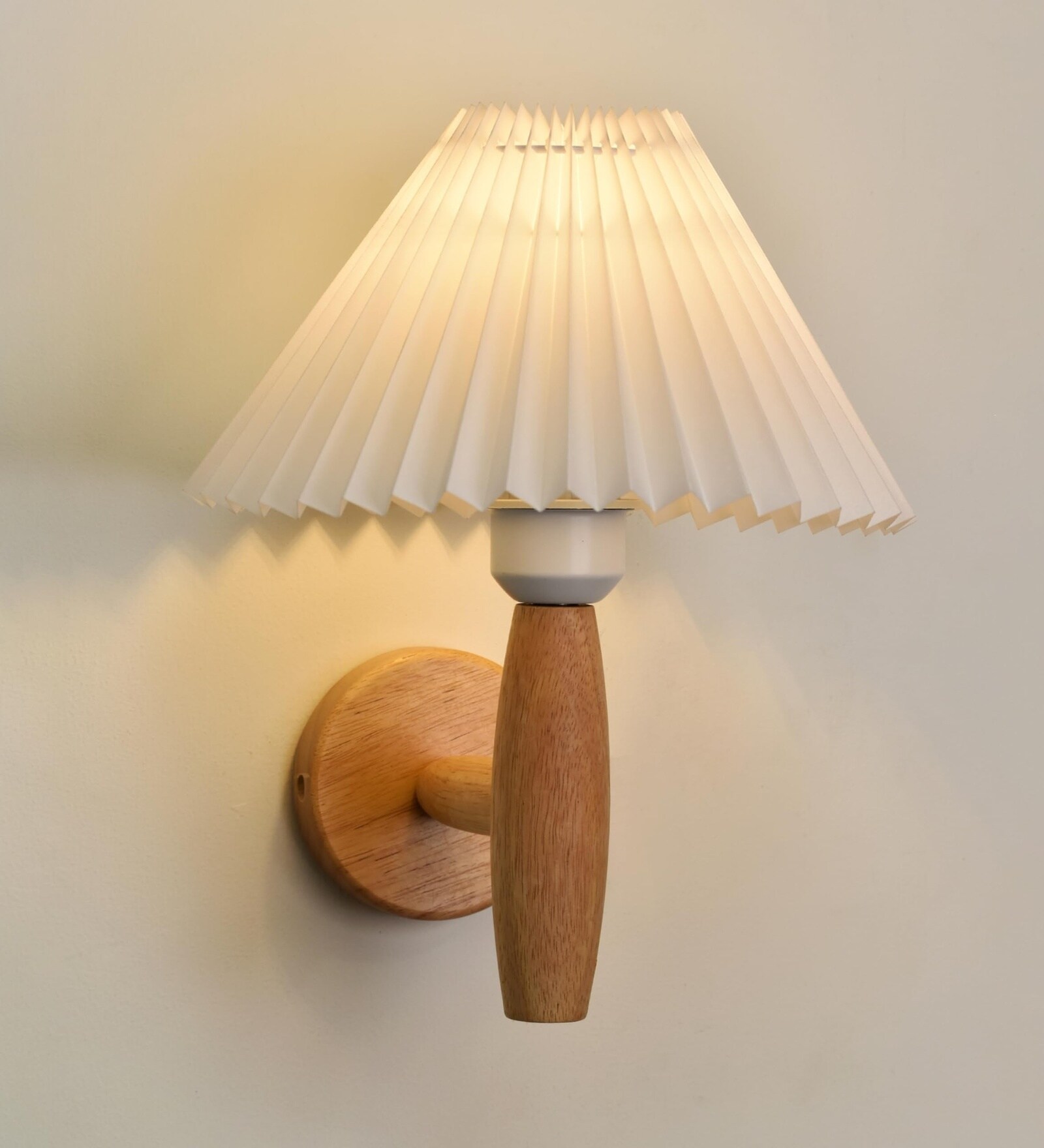 Veil Modern Wall Mounted Bedside Lamp | Adjustable LED Reading Wall Light for Bedroom | Decorative Wall Light for Living Room & Home D cor (Light Brown)