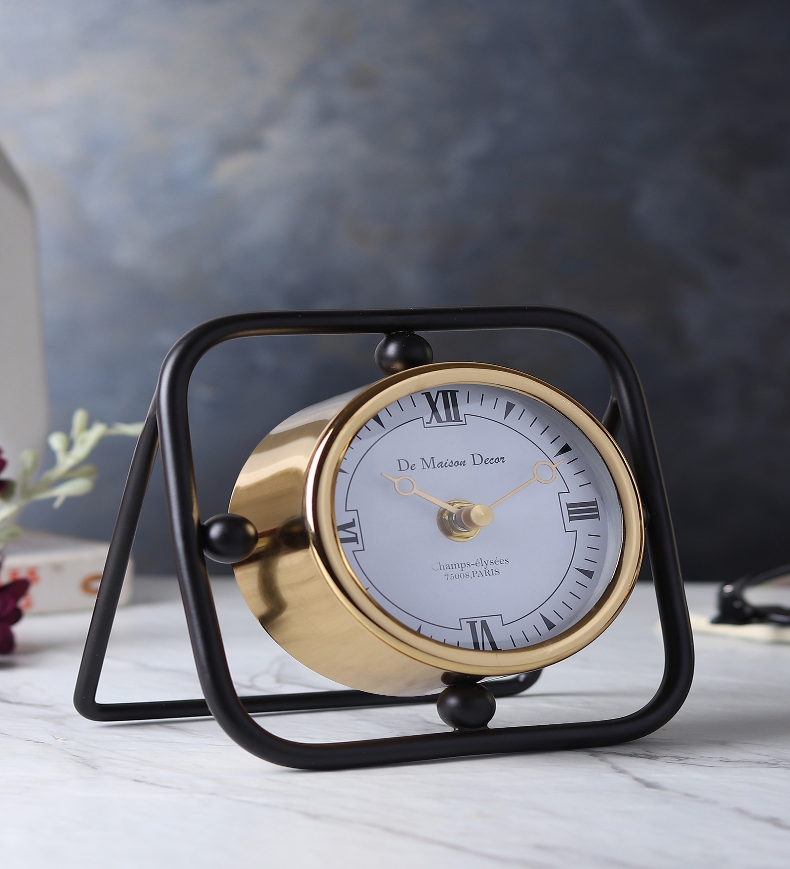 Vertex Clock Gold
