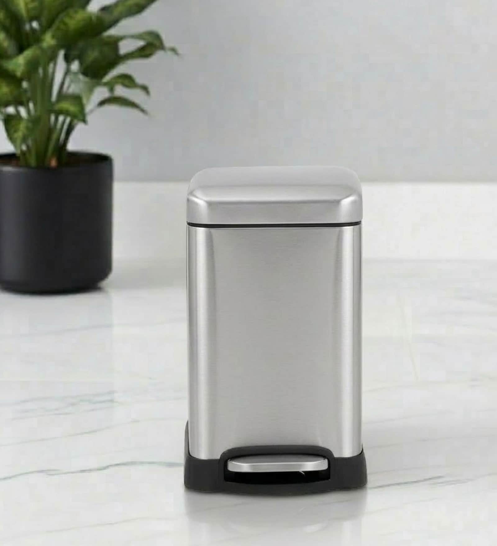 Silver Metal Vetro Trash Bin 6 Ltr