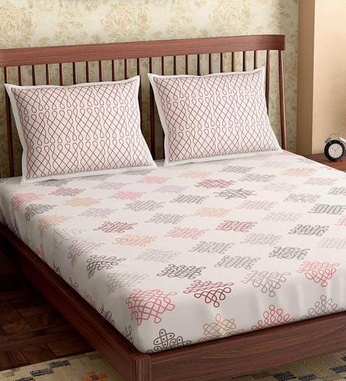 White Traditional 300 TC Cotton Blend King Sized Bed Sheets with 2 Pillow Covers