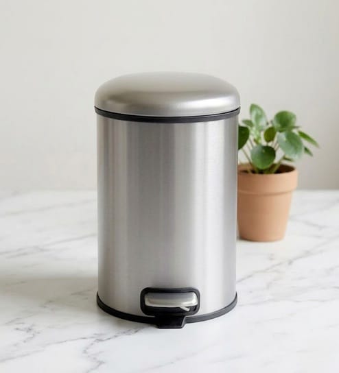 Silver Metal Verona Trash Bin