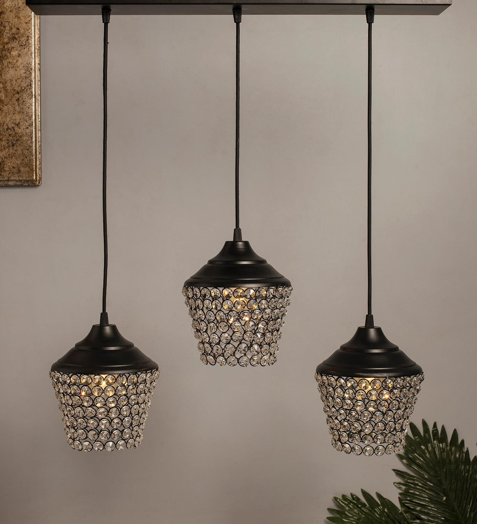 Victoria Black Metal Cluster Hanging Light