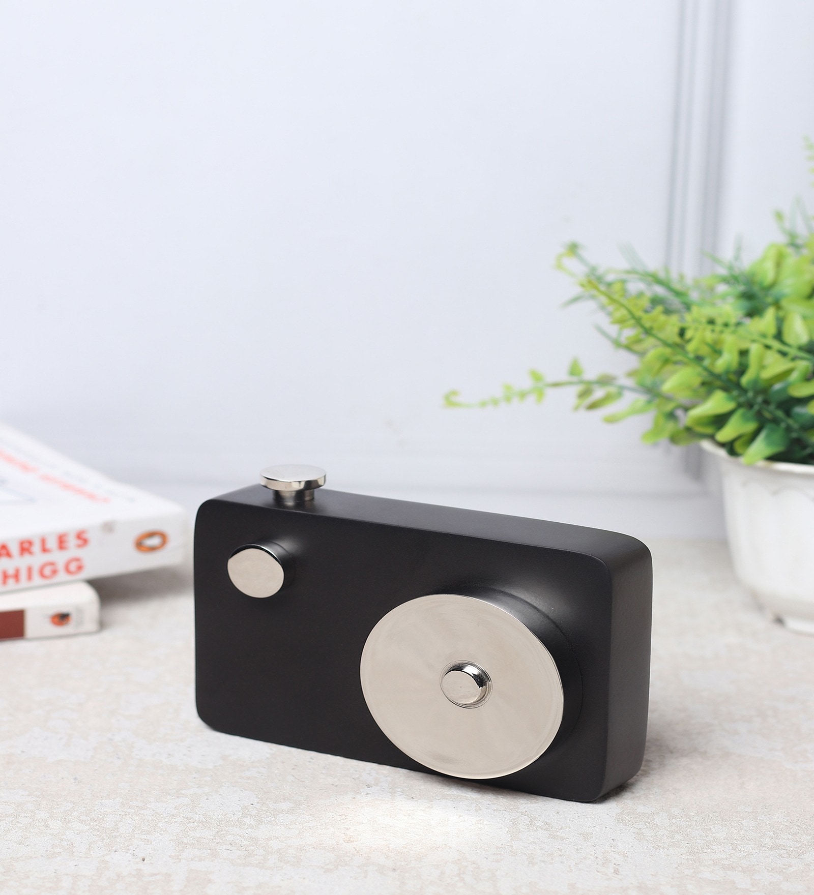 Vintage Shutter Charm Black Aluminium Showpieces