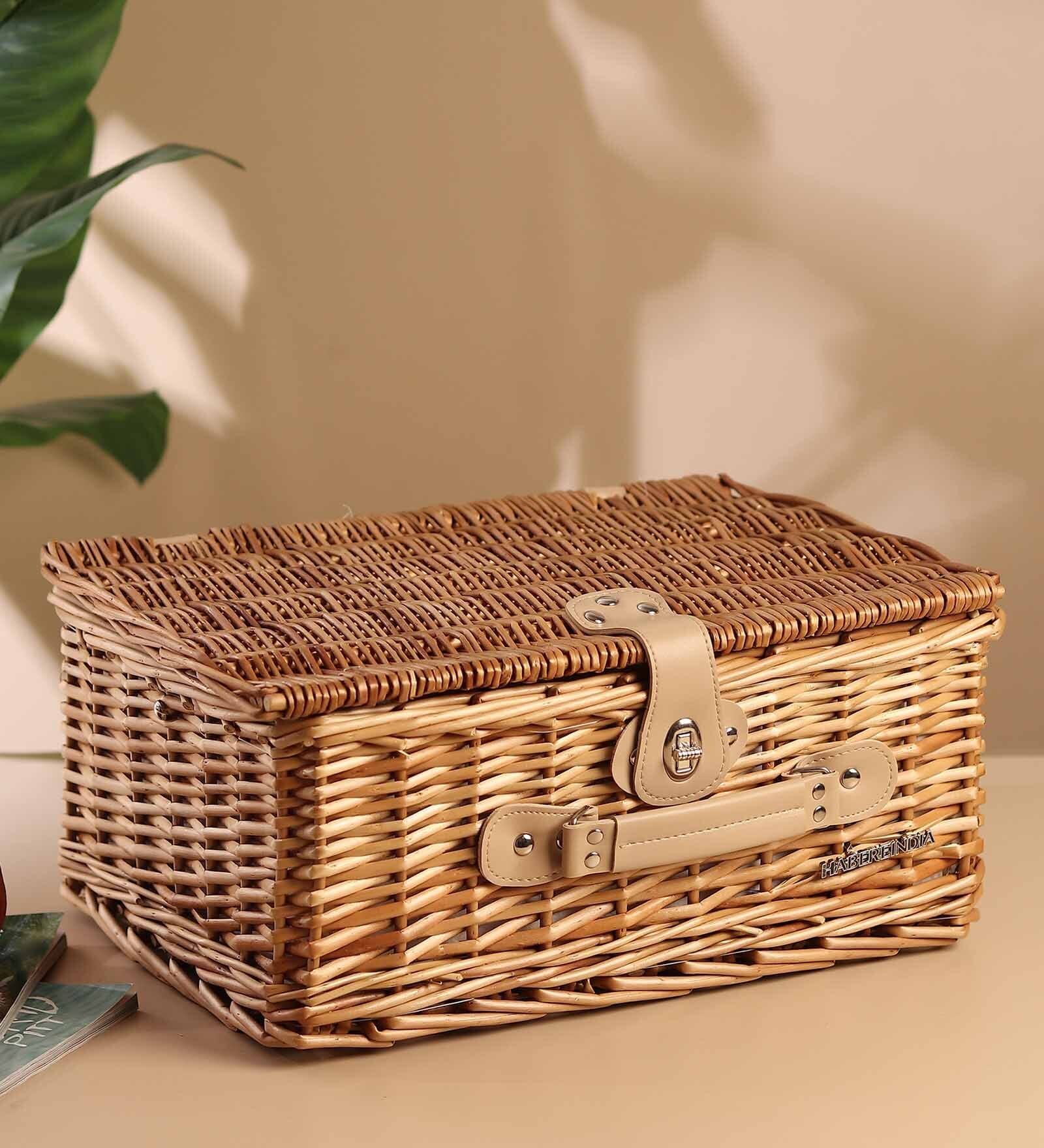 Vintage-Style Wicker Picnic Hamper | Wicker Picnic Basket For 2 | Picnic Basket With Utensils Cutlery
