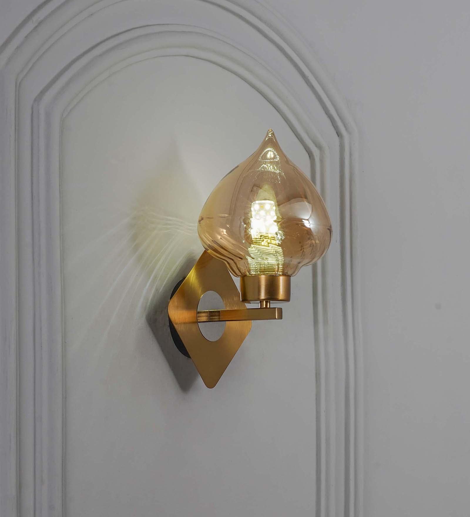 Vix Metal & Glass Wall Light (Brass & Chrome)