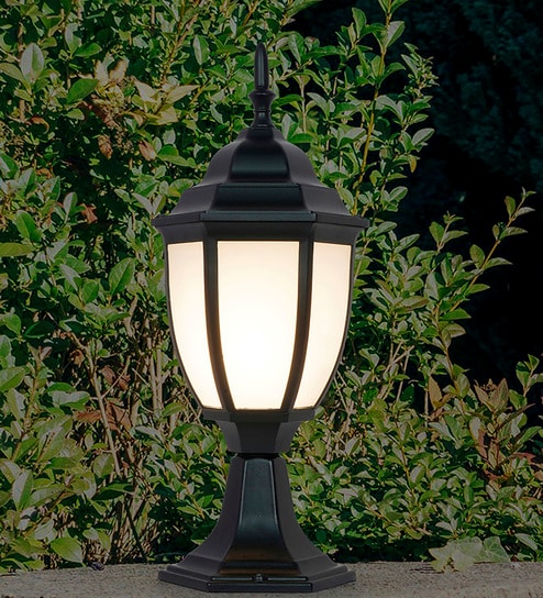 Victorian Black Aluminum Gate Light with White Acrylic Panes