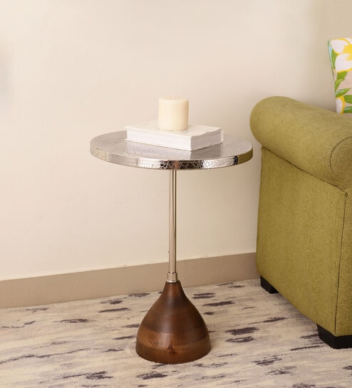 Viotto Croc Metal End Table in Silver Colour