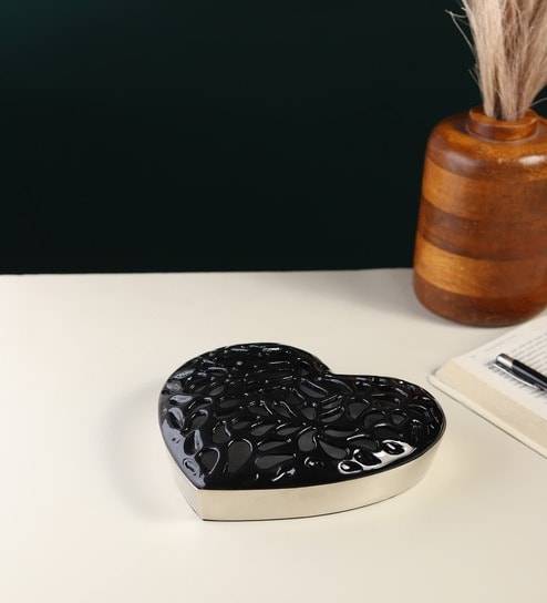 Vitalis Black Heart Box
