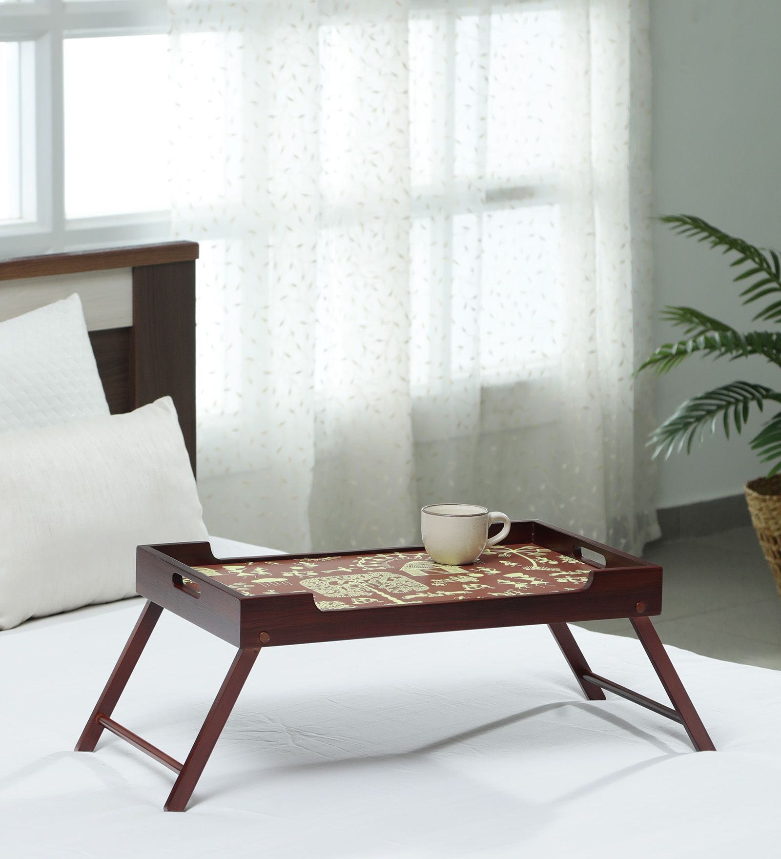 Warlee Print Solid Wood Portable Table in Brown Colour