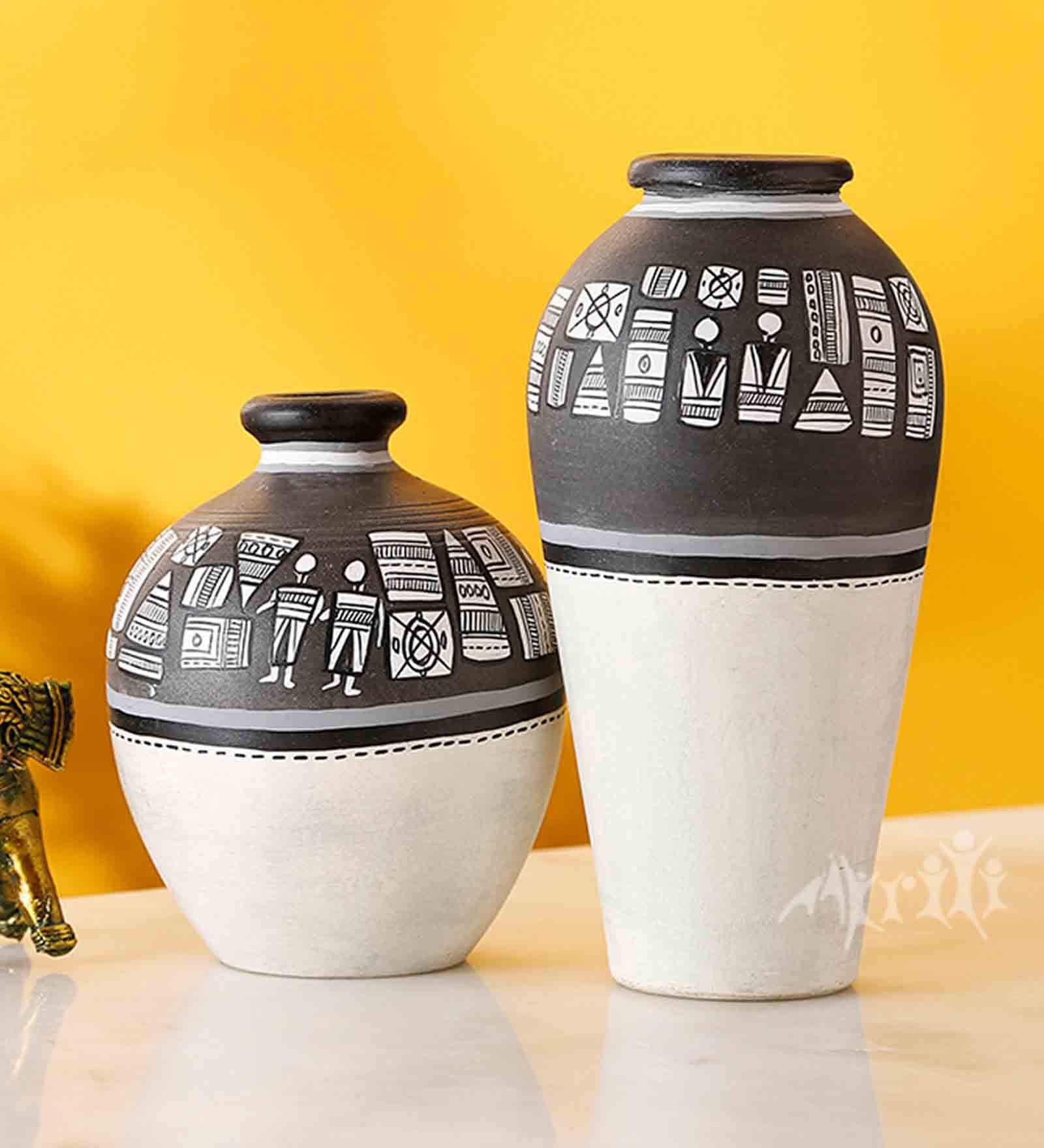 Warli Earthen (Set Of 2) Table Vase