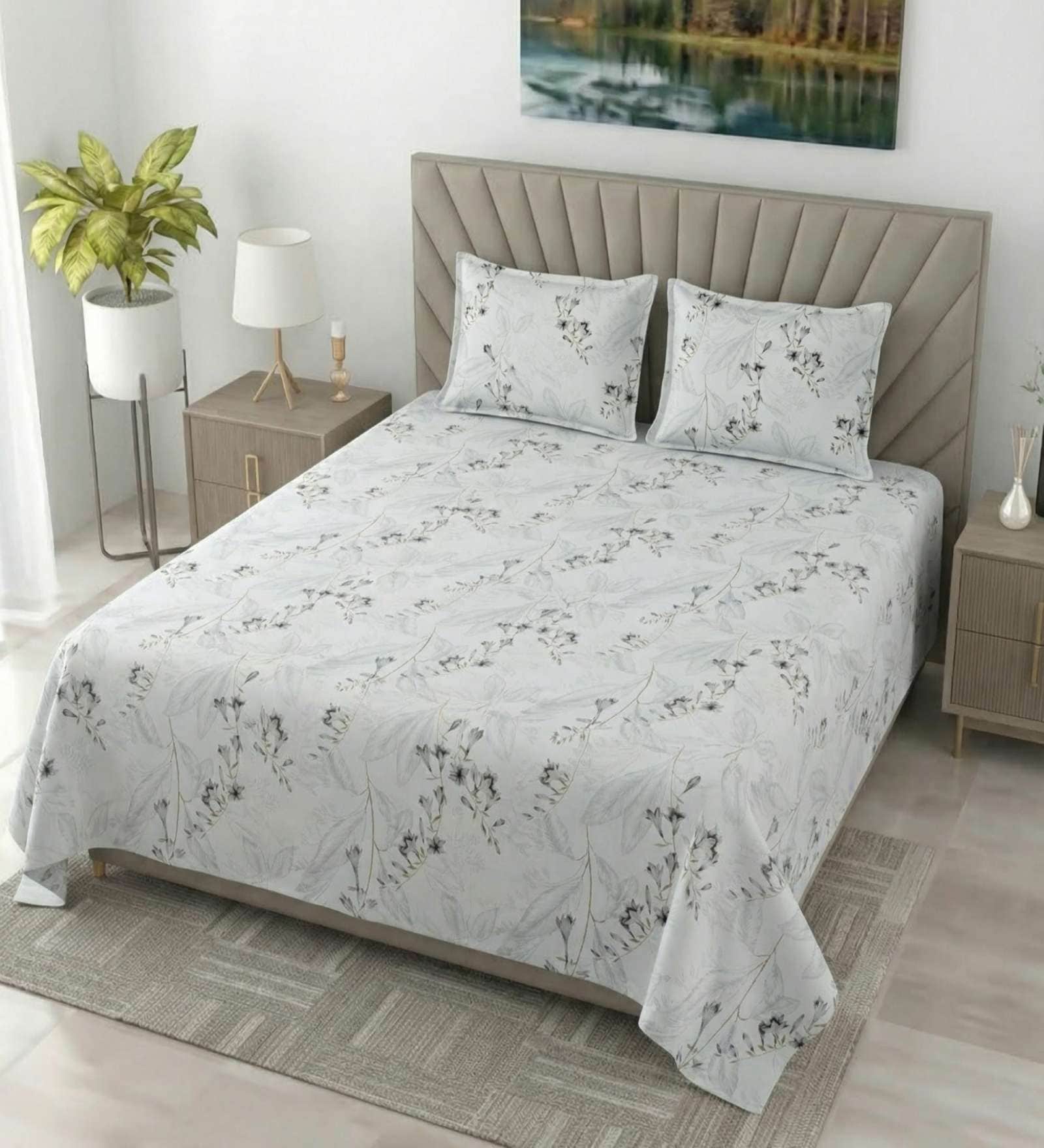 Warm Gray Metro 186 TC Cotton King Bedsheet With 2 Pillow Covers