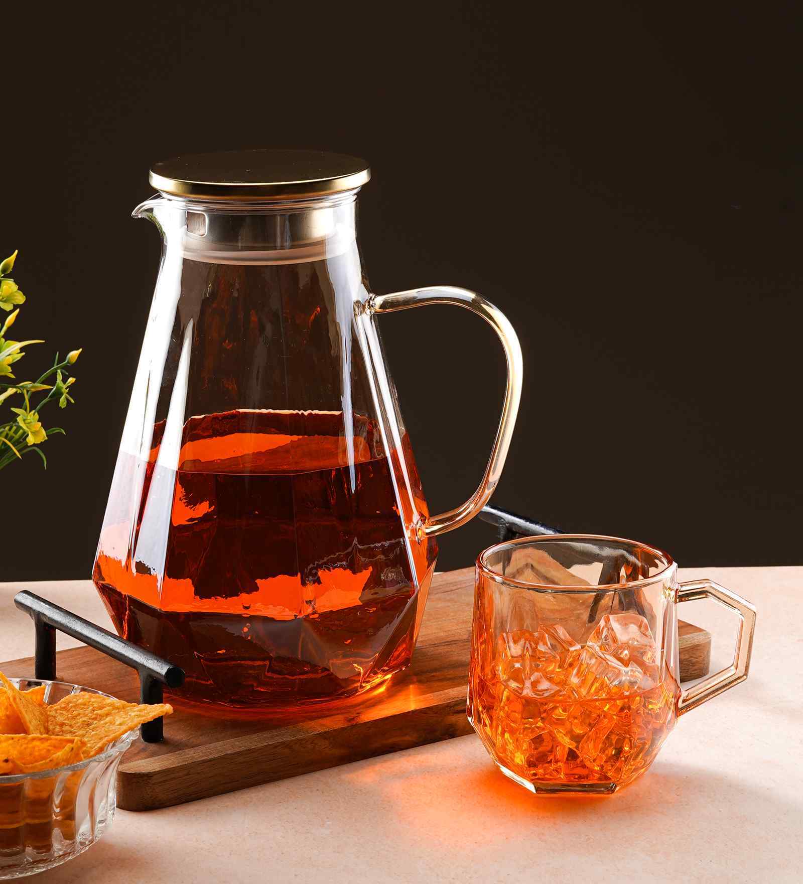 Water Jug Set In Gold Colour With 1 Jug 6 Glass