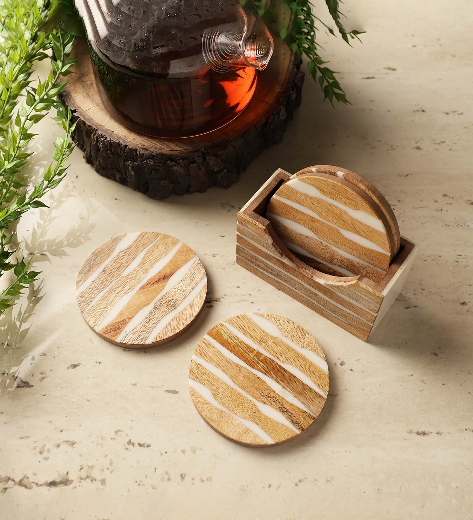 Waves Round Brown & White MDF (Set of 4) Table Coaster with Stand