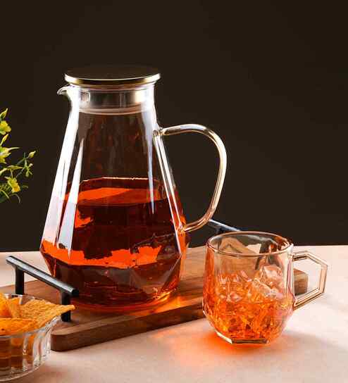 Water Jug Set In Gold Colour With 1 Jug 6 Glass