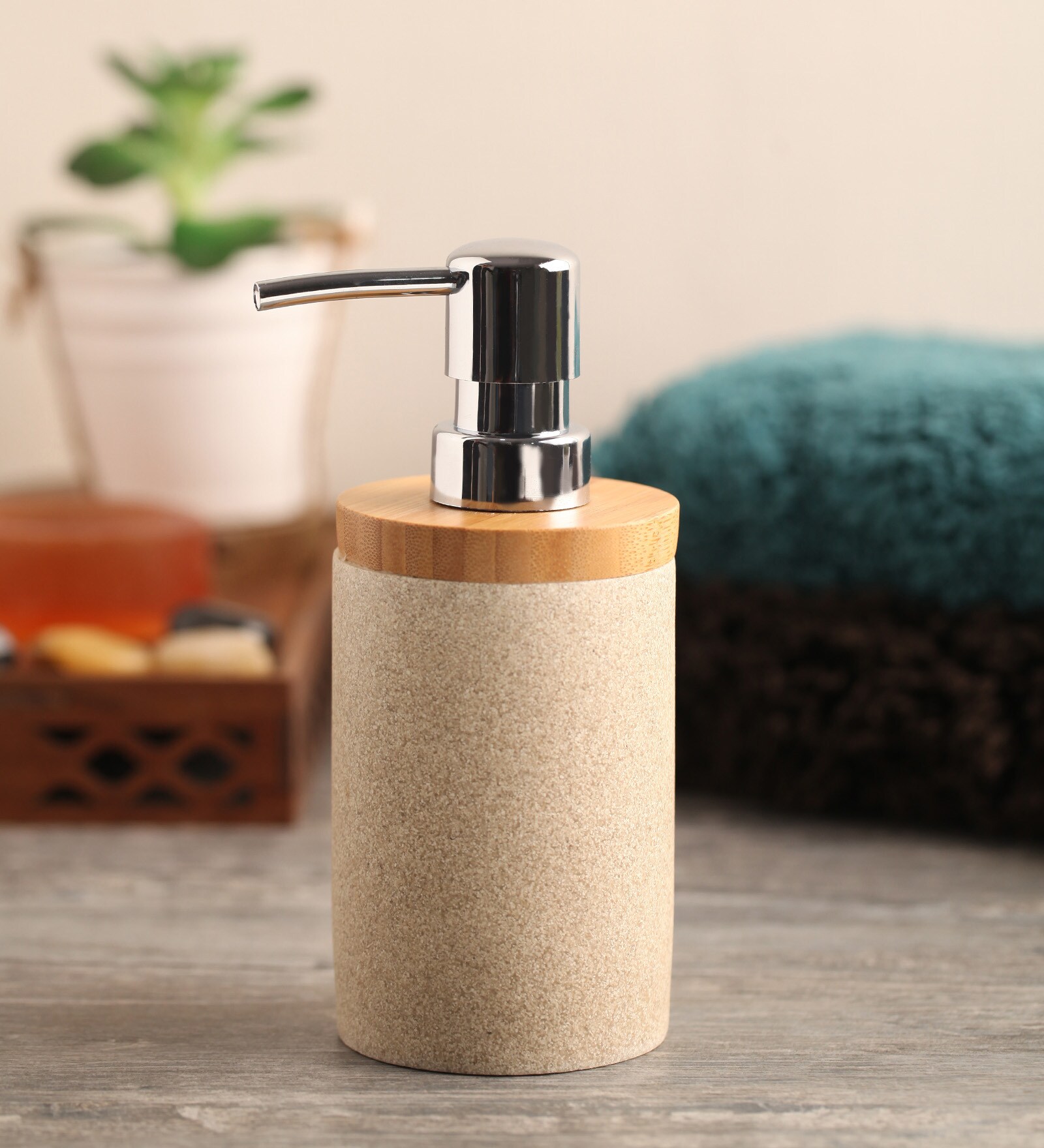 Buy Wenko Vico Polyresin Soap Dispenser At 100 Off By Wenko Pepperfry 7875