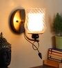 Weikiat Gold Metal Wall Light