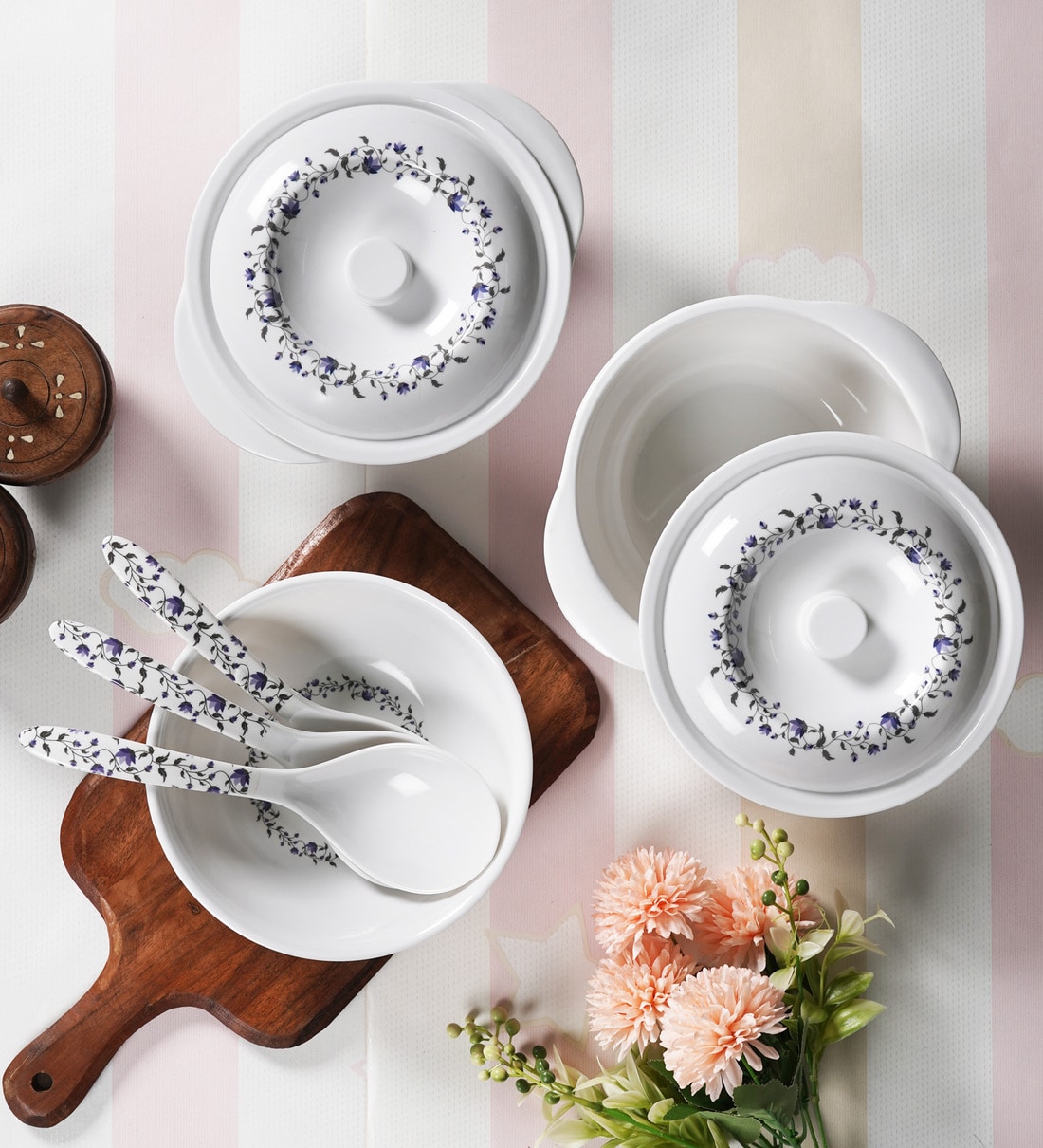 Blue floral outlet dishes