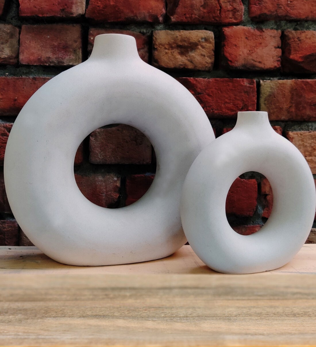 Buy White Ceramic Donut White Single Stem Vase by Soulspiti Online