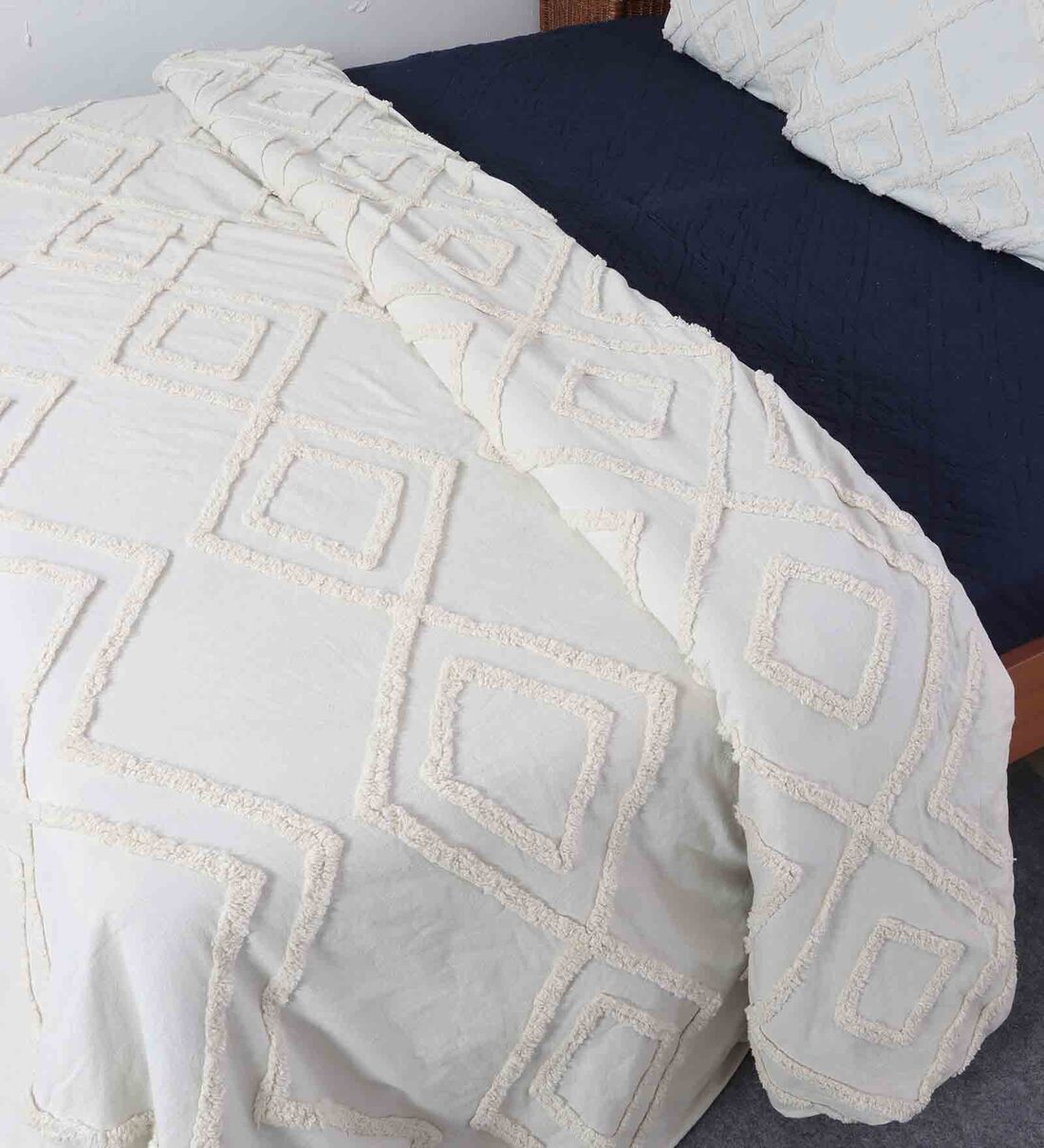 Buy White Cotton Solid 350 GSM Double Bed Cover with 2 Pillow Covers by