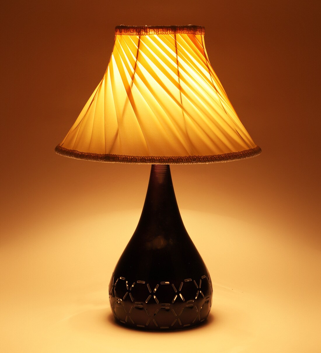 Buy White Fabric Shade Table Lamp with Black Base by Foziq Online
