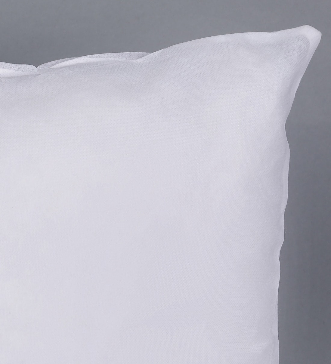 Plain White Cushion Fillers 18x18, 400 Gsm