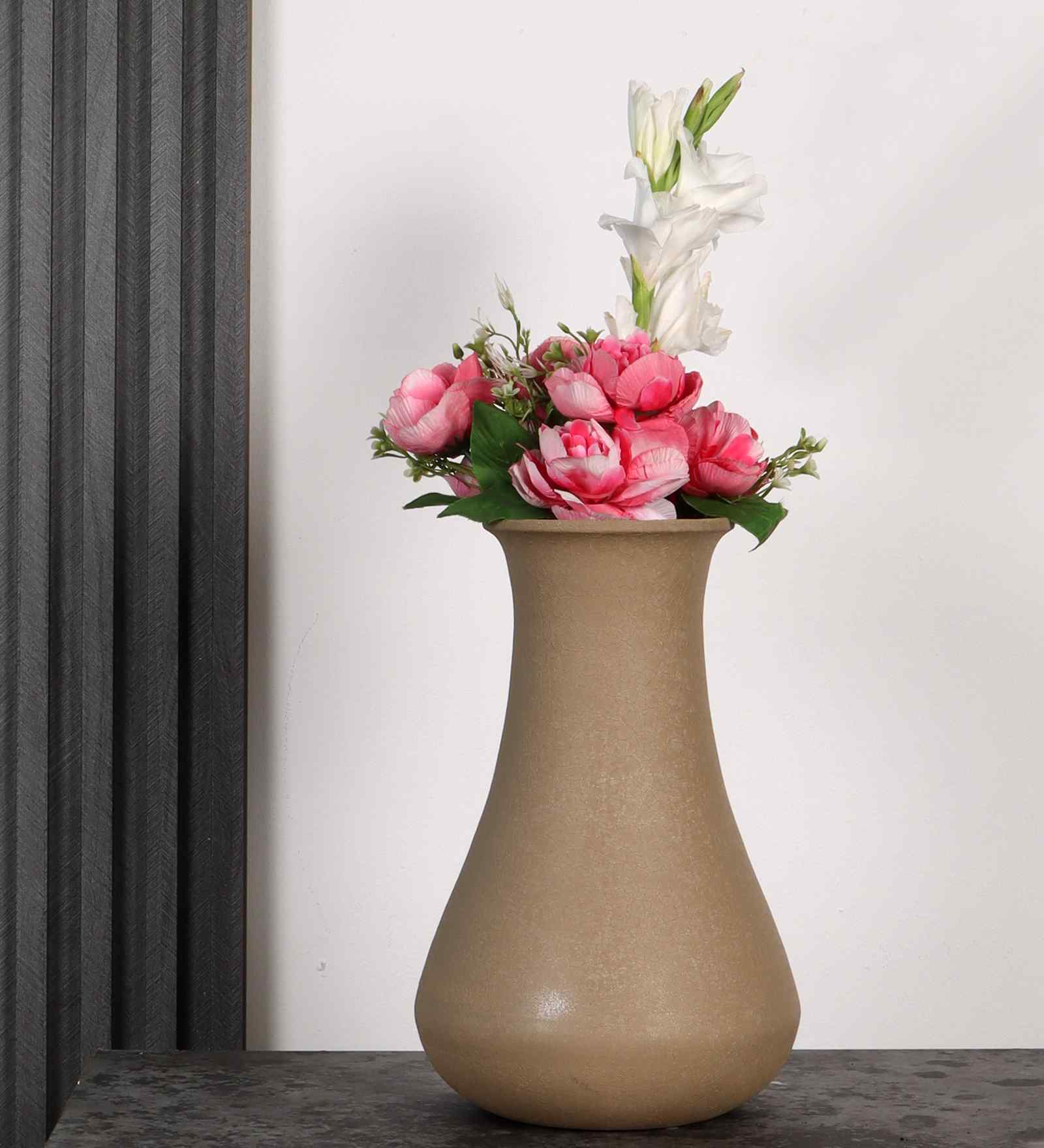 White & Gold Long Pipe Flower Pot