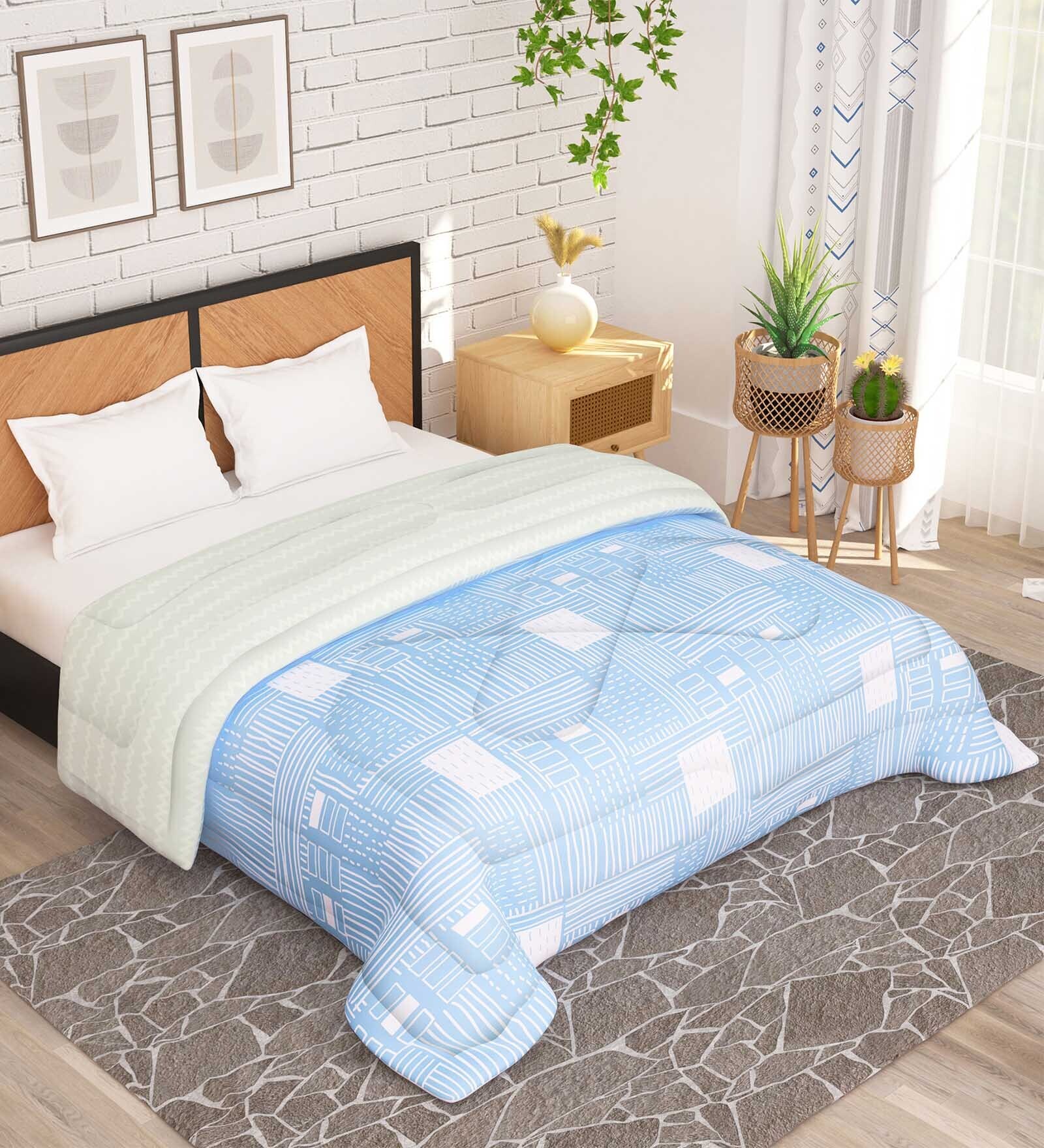 White and Blue Microfiber Abstract 180 GSM Fusion Reversible Double Comforter