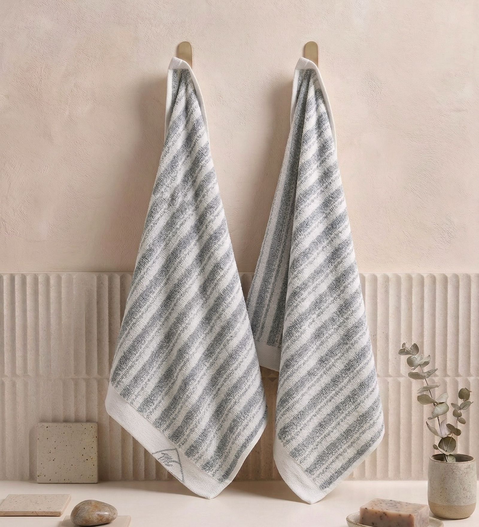 White 100% Cotton 500 Gsm Hand Towel 2 Pc