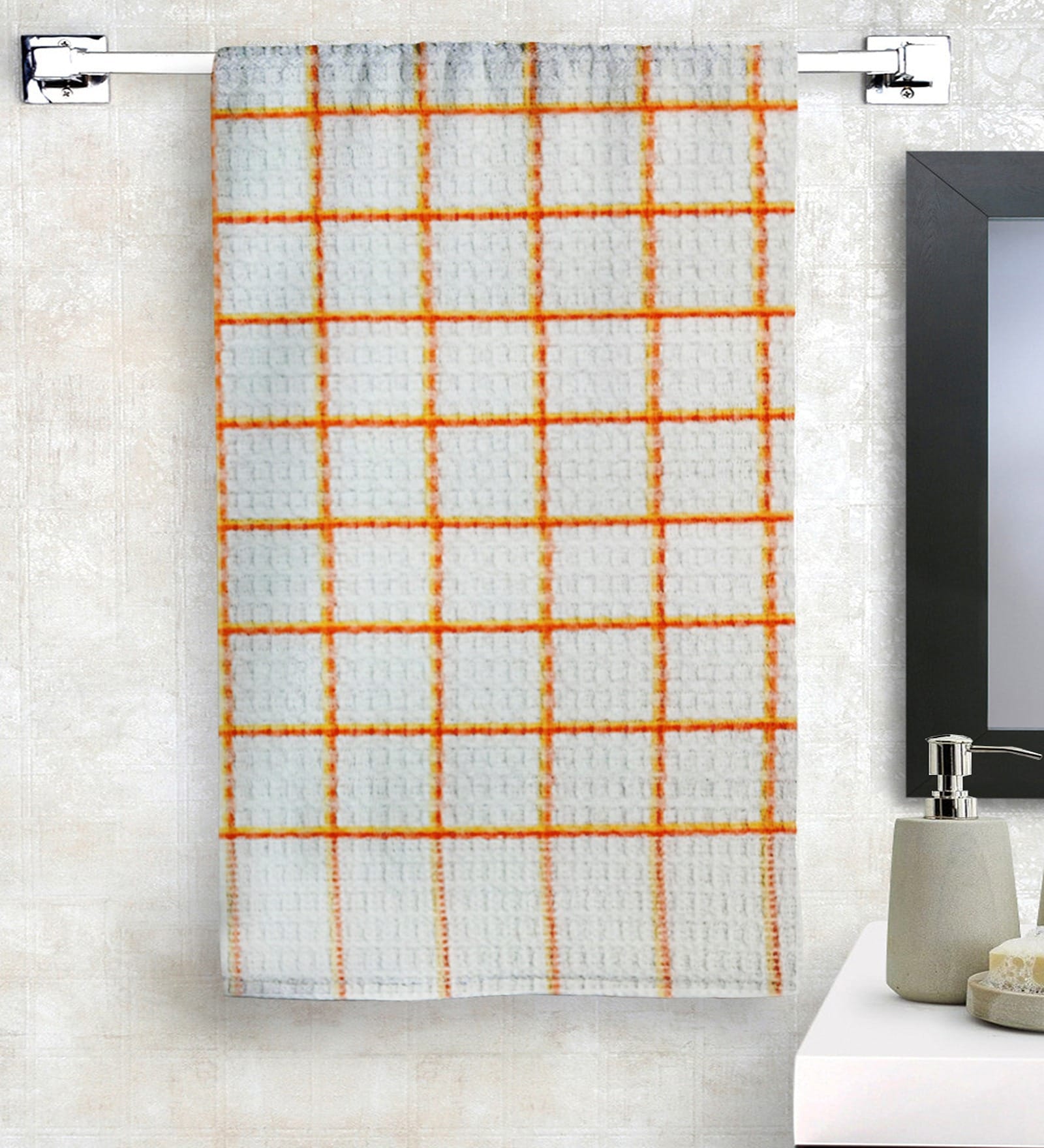 White 100% Cotton Patterned 220 GSM Bath Towel