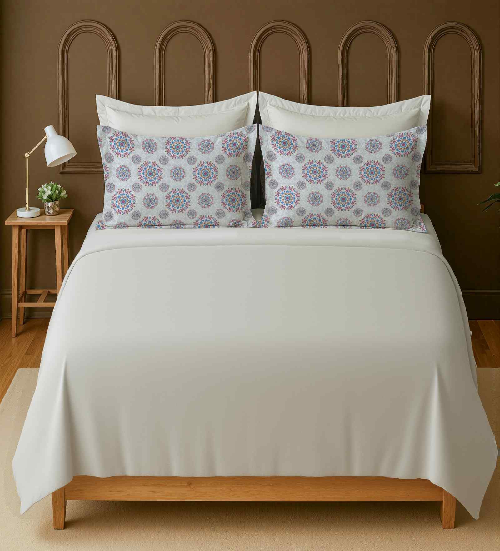 White 100% Cotton Super King Bedsheet with 2 Pillow Covers