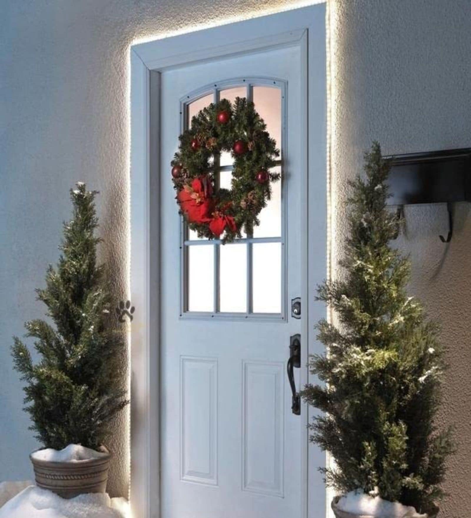 White 5 Mtrs Waterproof Direct Plug-In LED Rope Strip Light