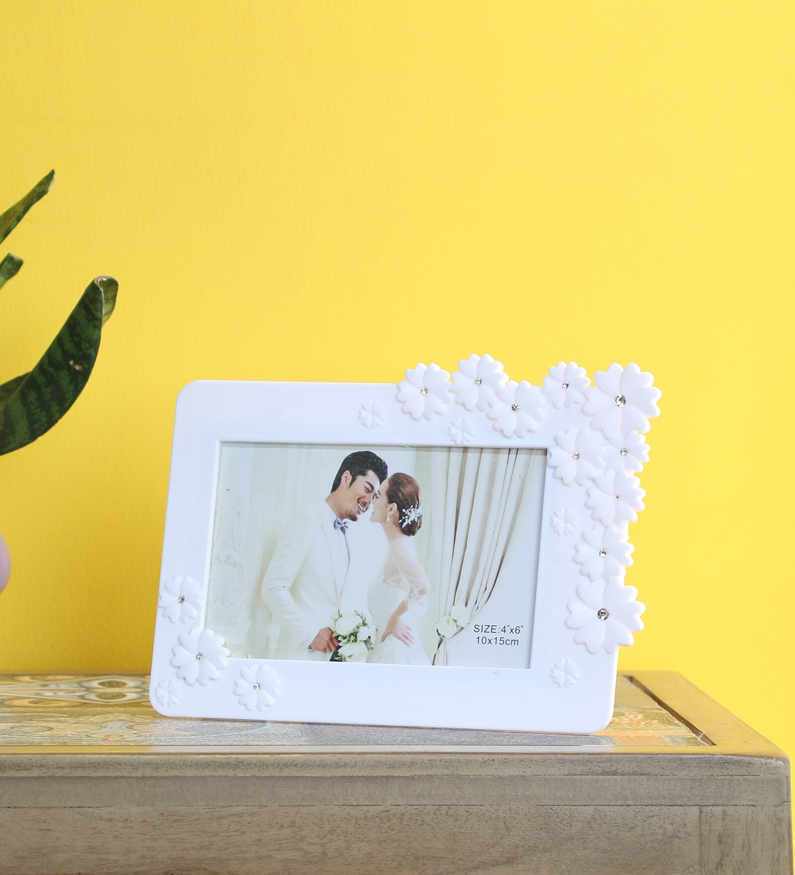 White Acrylic Decorative Single Photo Frames
