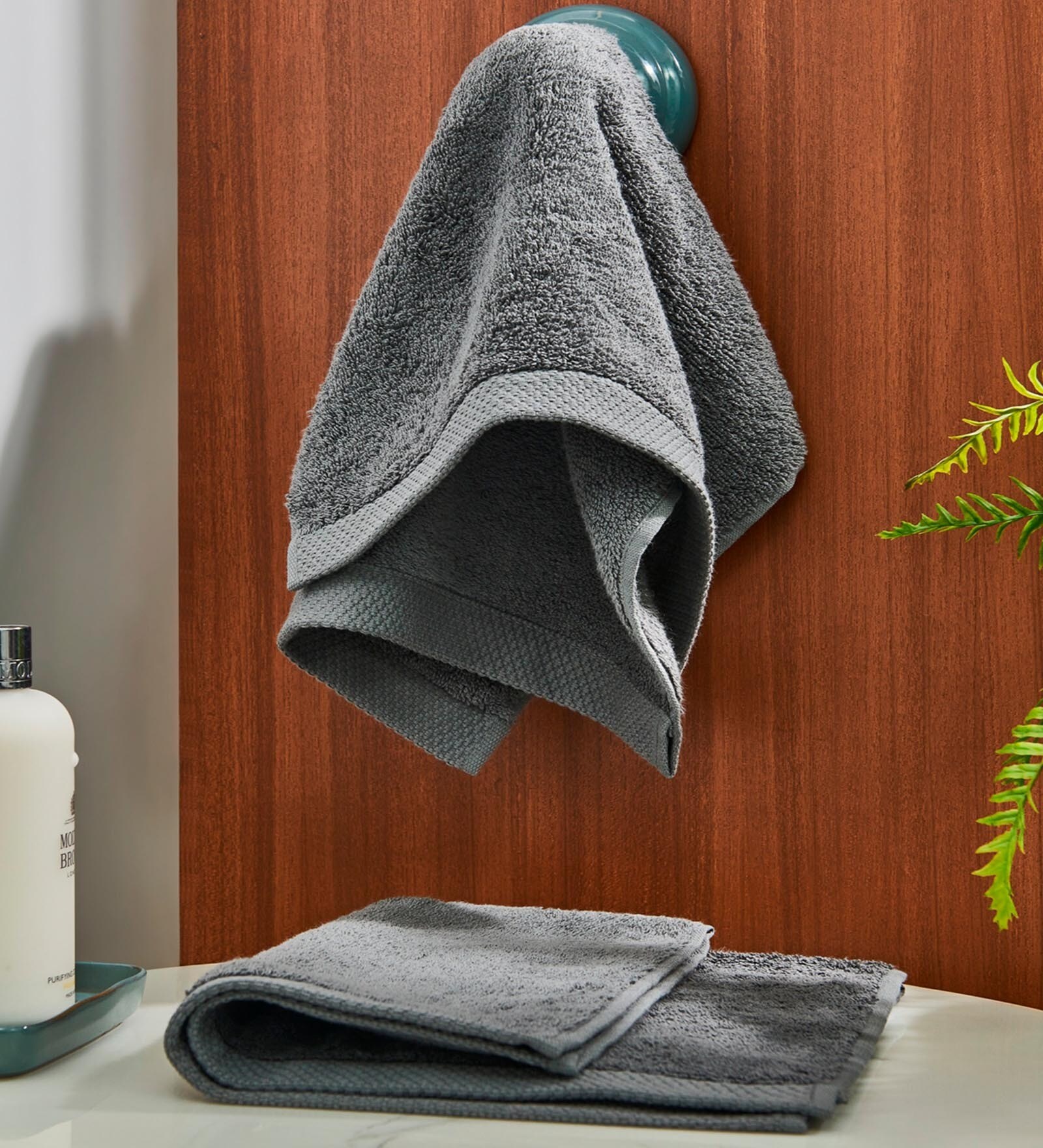 Buy Grey Solid 550 GSM Cotton Hand Towels (Set of 2) by Ddecor Live