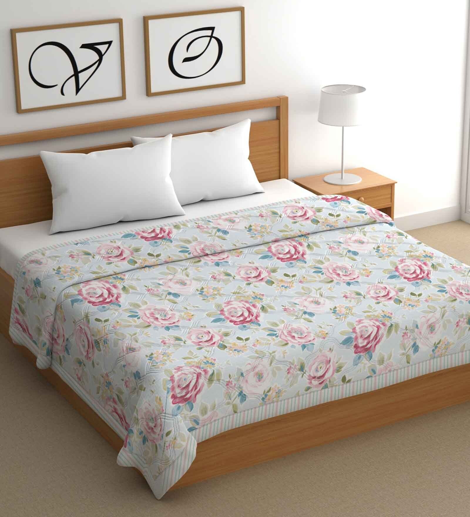 White Cotton Floral 500 GSM Double Bed Comforter