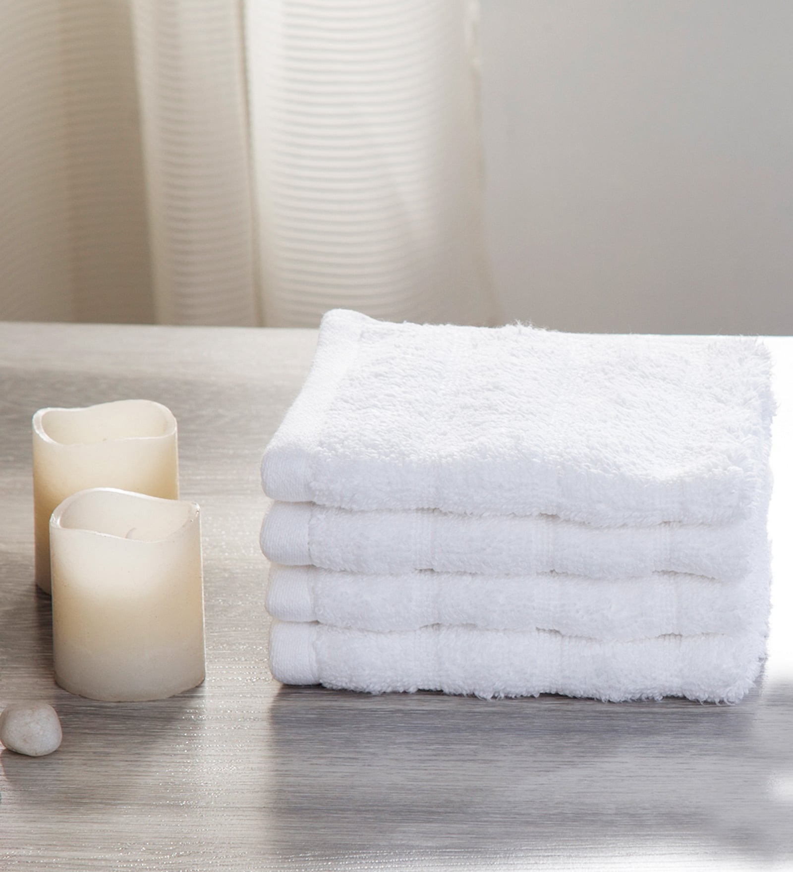 White Solid 550 GSM Cotton Face Towels (Set of 4)