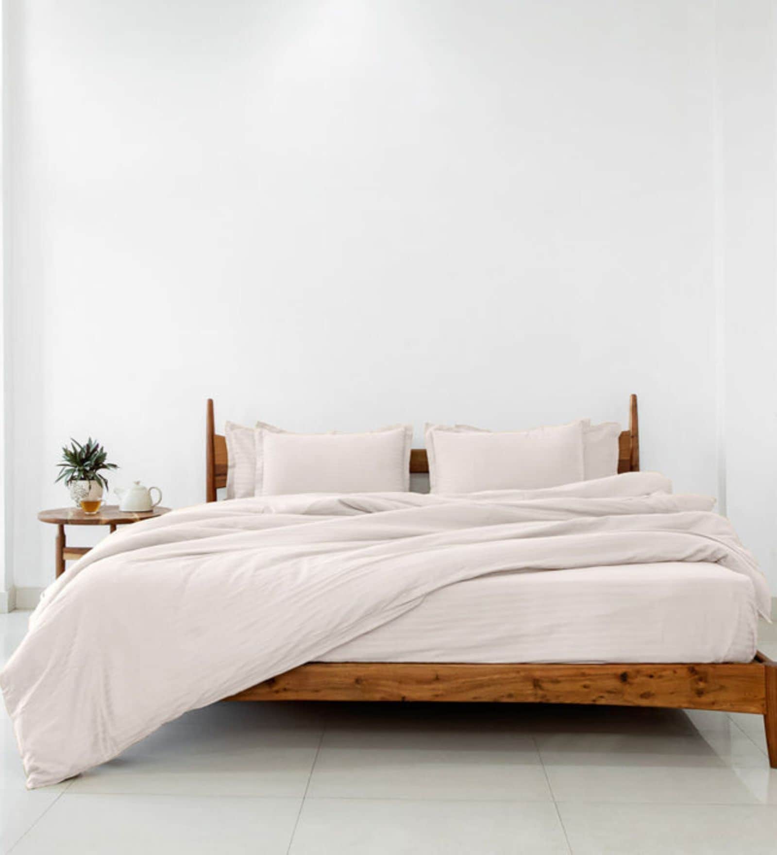 white Cotton 210TC Colors Striped All Weather Double 150GSM Bedding Set 1 Comforter 1 Bedsheet 2 Pillow Covers