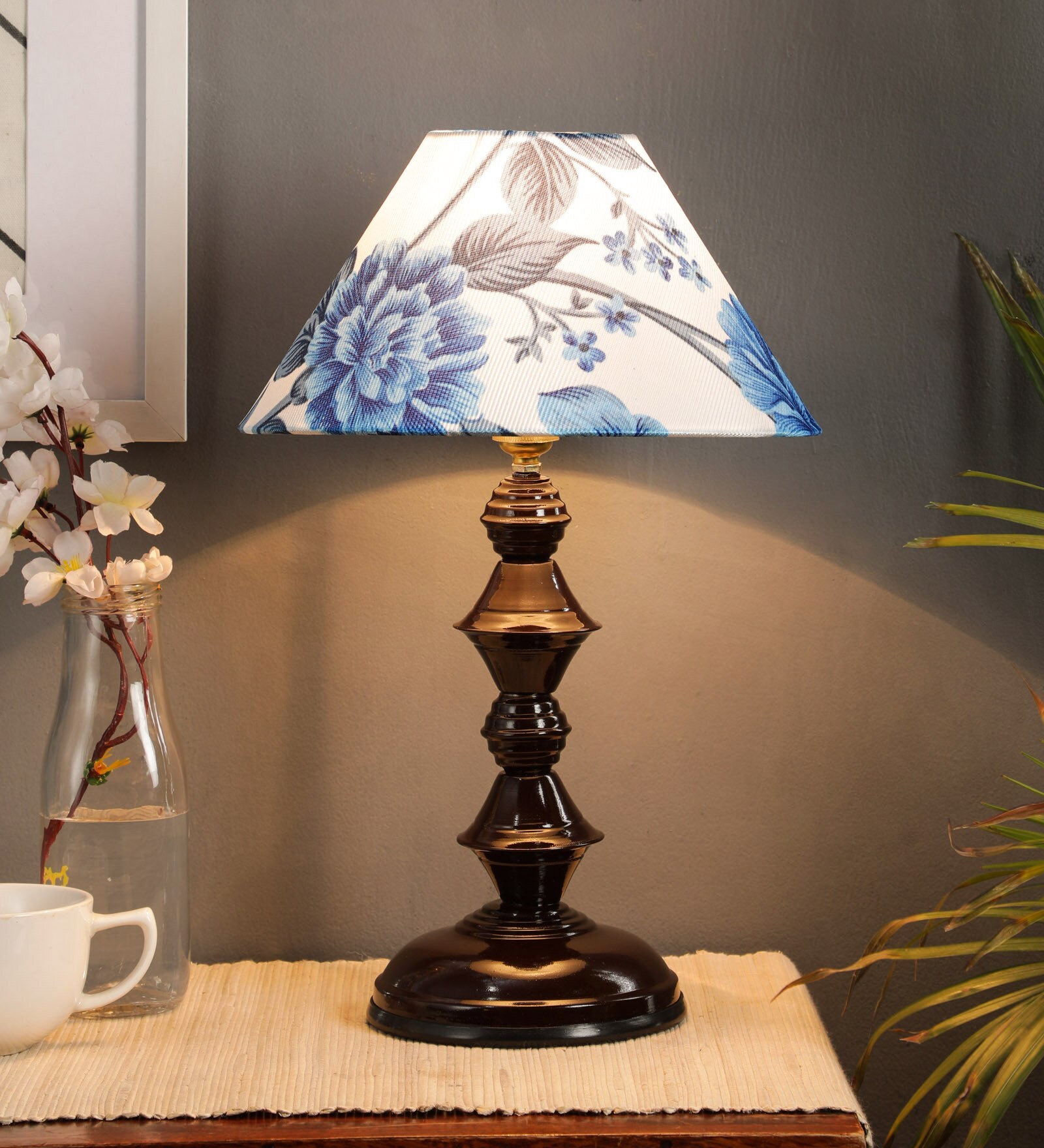 White Fabric Table Lamp