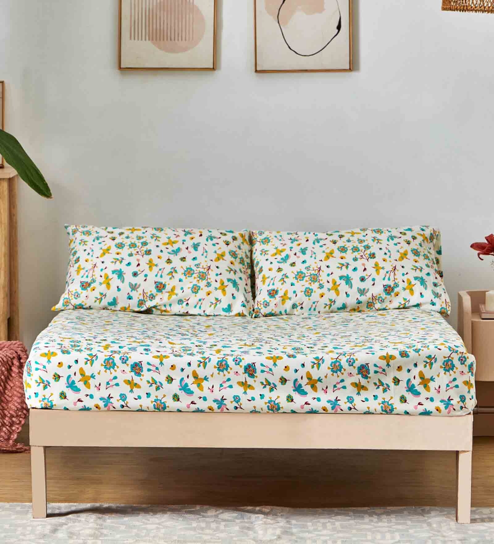 White Floral 144 TC Cotton Blend Queen Sized Bed Sheets with 2 Pillow Covers