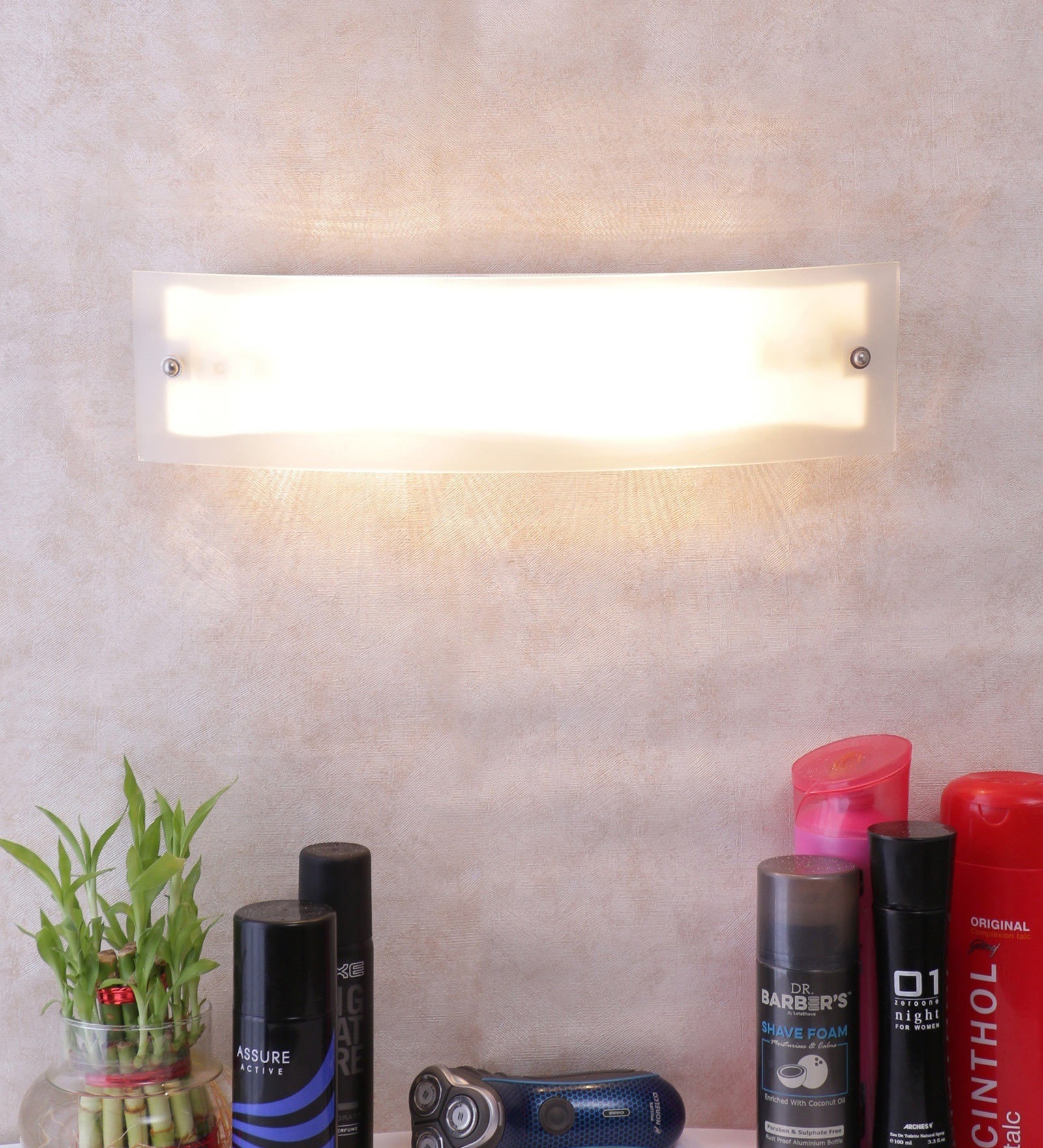 Rhombus Metal Flush Mount Wall Light (White)