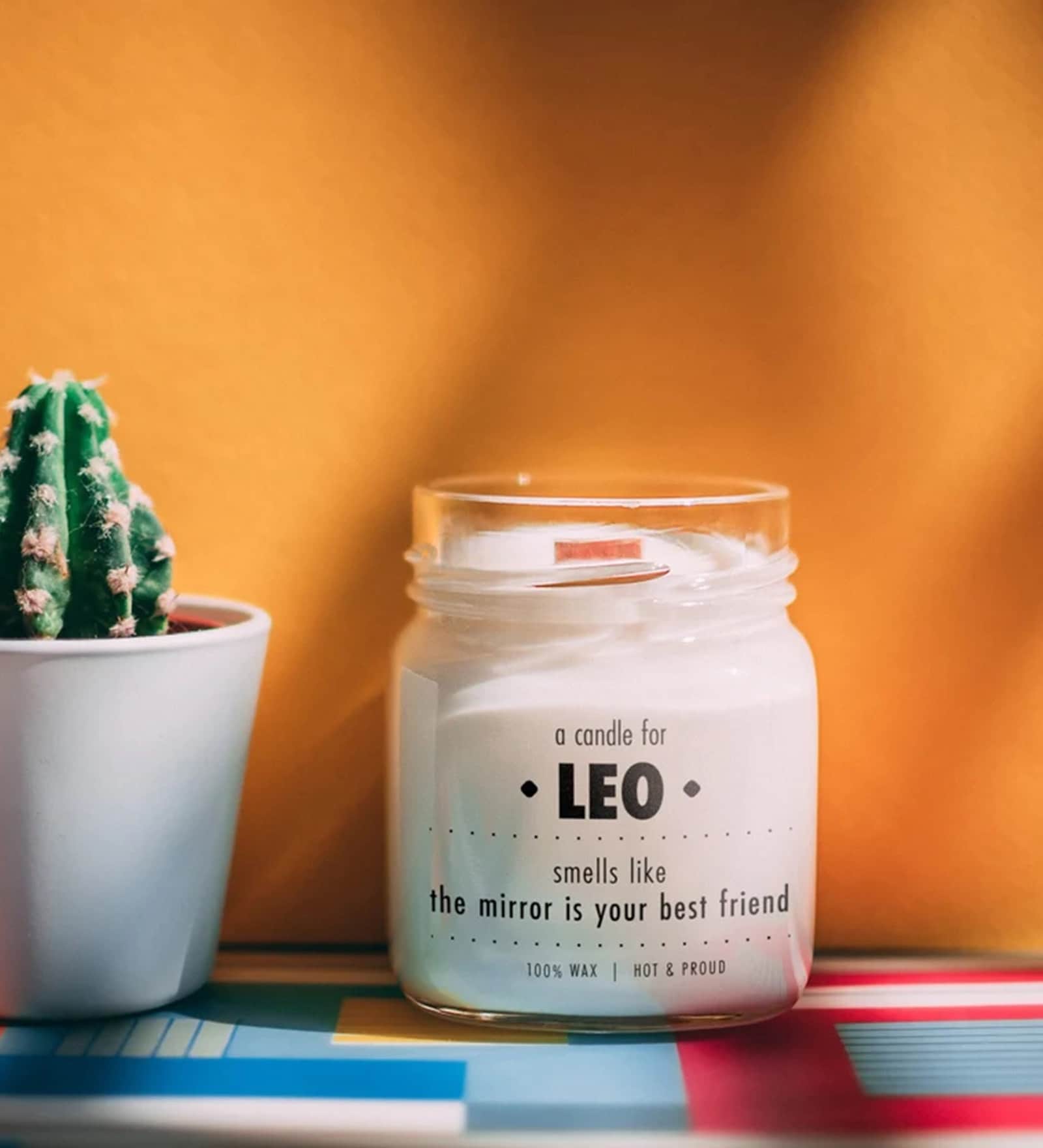 White Glass Hot & Proud Aroma Scented Candles