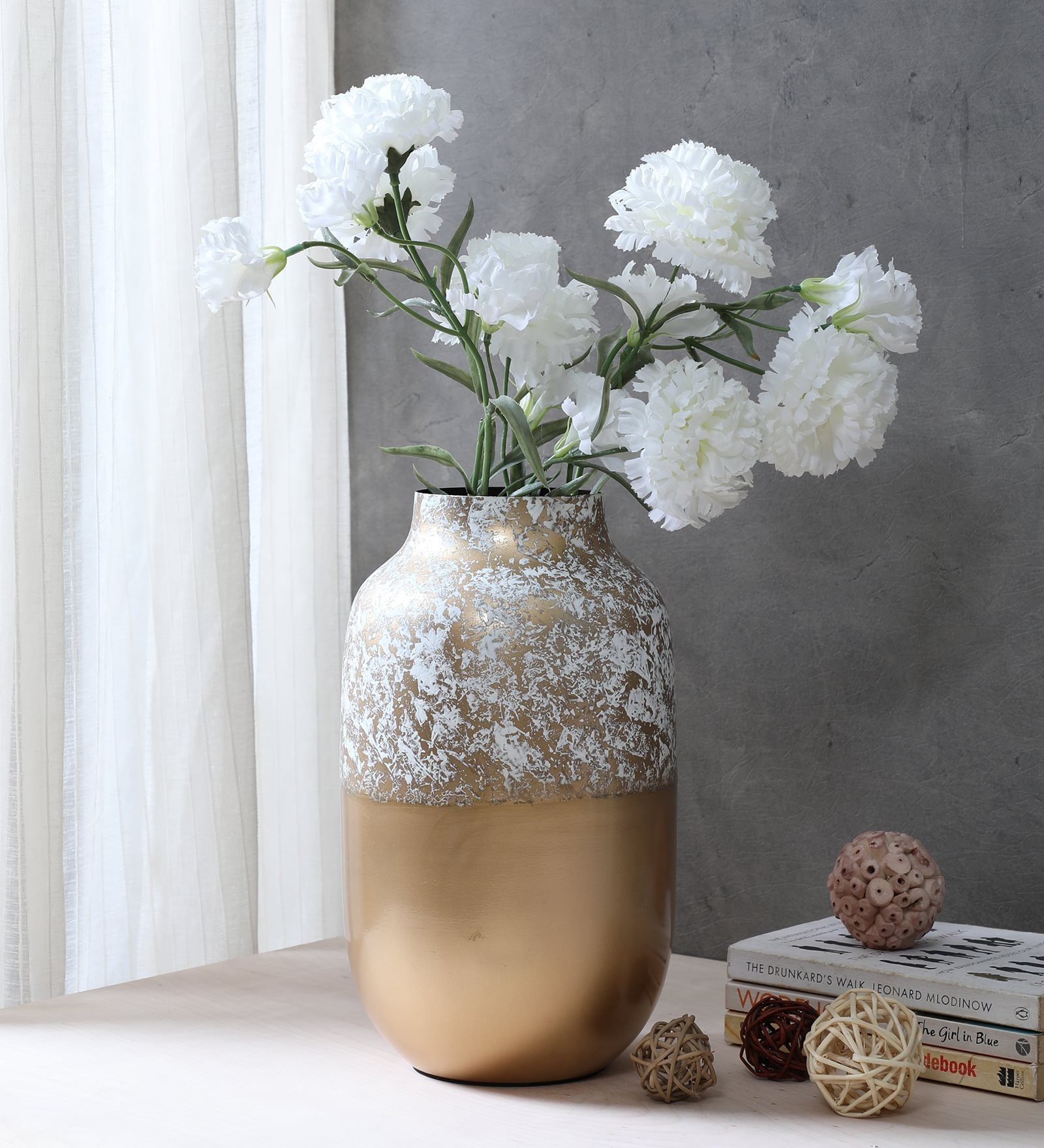 Buy White Gold Premium Flower Metal Vase by Cocovey Online ...