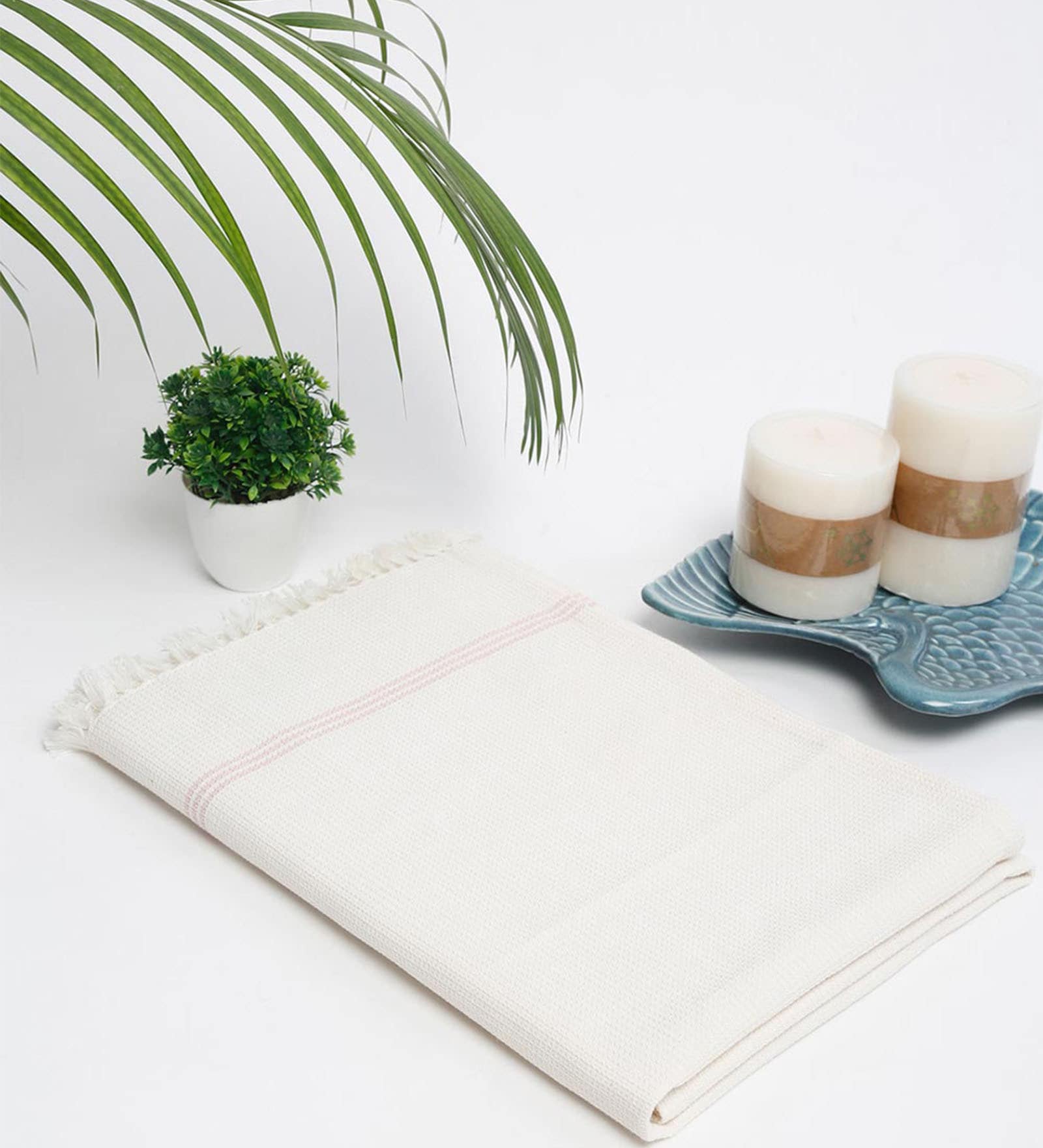 White Jia Honeycomb Cotton Large Towel-200 Gsm